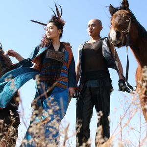 亚洲电影一区二区三区
